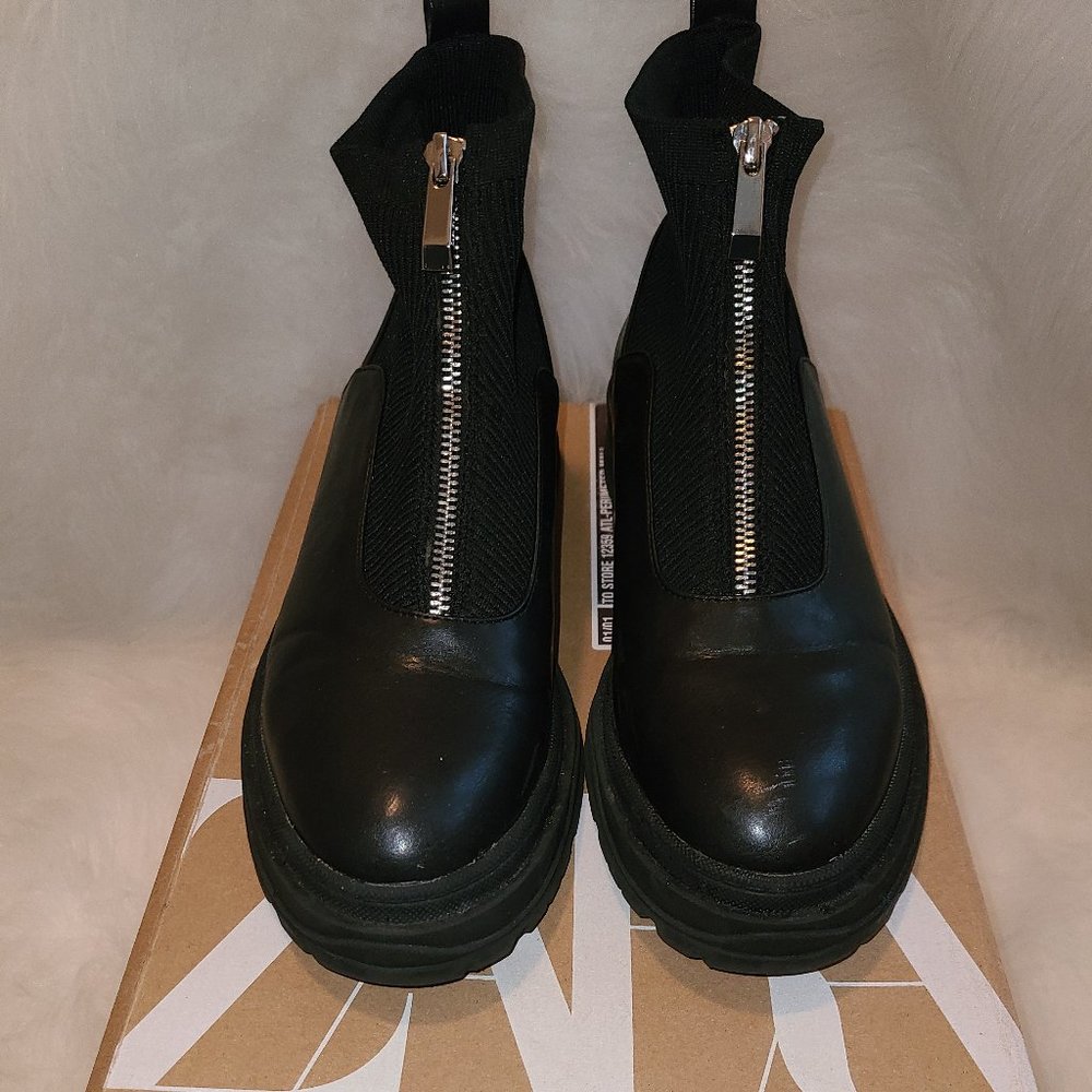 ZARA Ribbed/Knit Zip Up Lug Boot (Sz 40EU)